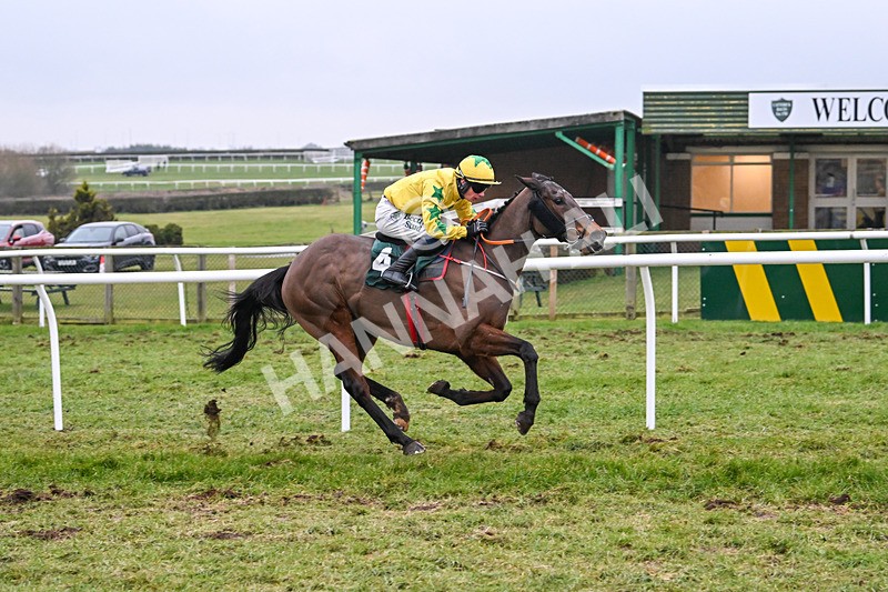 310125-Race 6-Crossing The Bar-5892 - Race 6