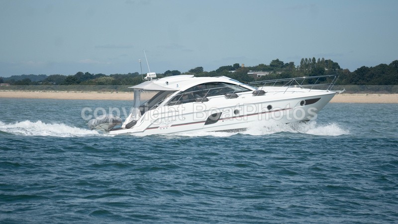  - 230810 GRAN TURISMO 38 BENETEAU