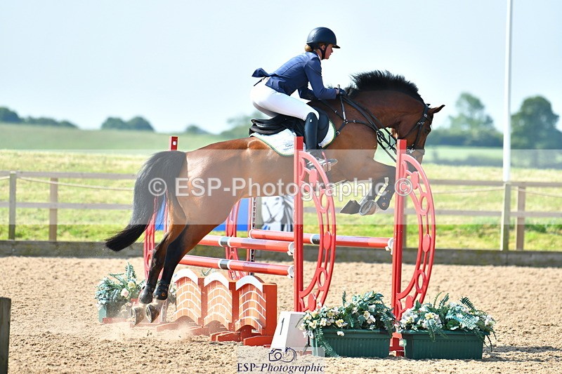 230609A-100743-00025 - Cls 1 Snr 1.05m & 1.10m Open