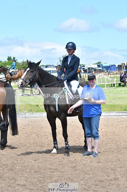 240609A-134136-05705 - Cls 18 Snr Newcomers and 1.10m Open