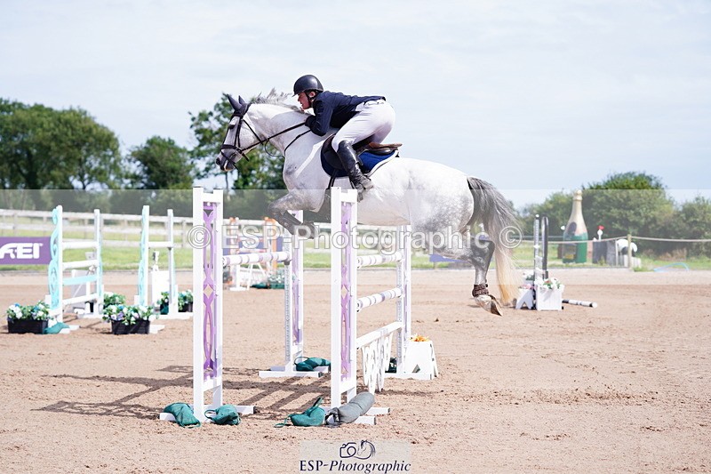 240803A-151730-08852 - Cls 32 National 1.30m Open