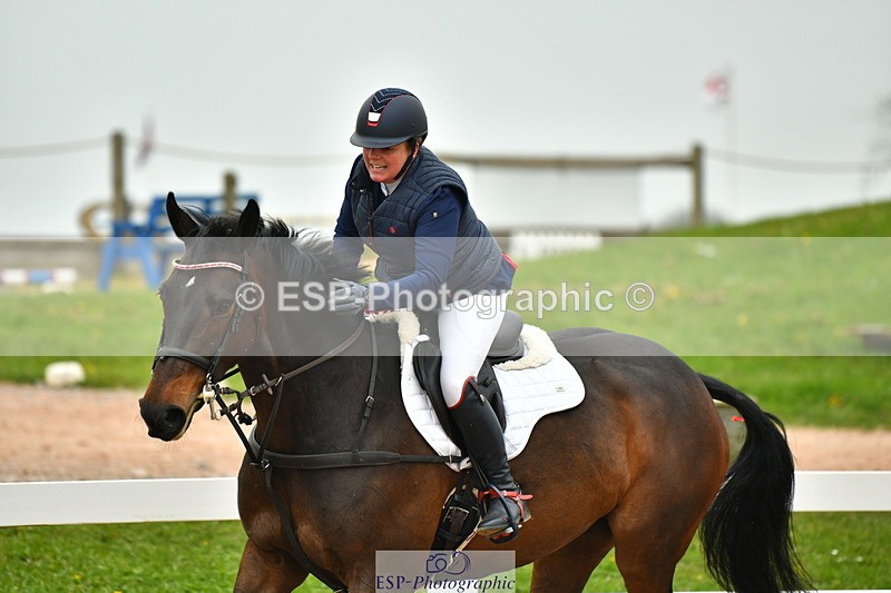 230504A-142254-02020 - Cls 5 1.05m Amateur Quali