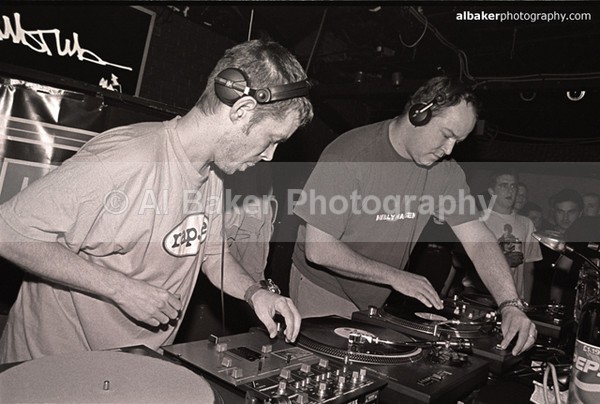 01 herbaliser - Sub Tub @ music box 23.03.02