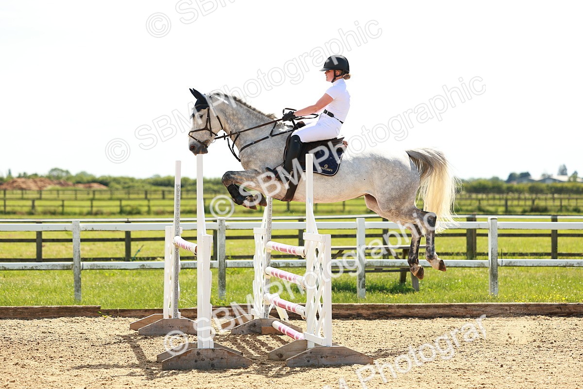 SBM_002563 - Class 4 - Senior Newcomers - 1.10m