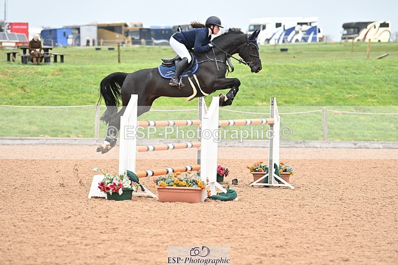 240405A-122841-01210 - Cls 3 Foxhunter