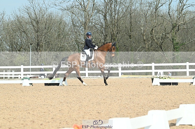 250403-103514-01471 - 036-Abbie.Newbury-Seagry.Viceroy