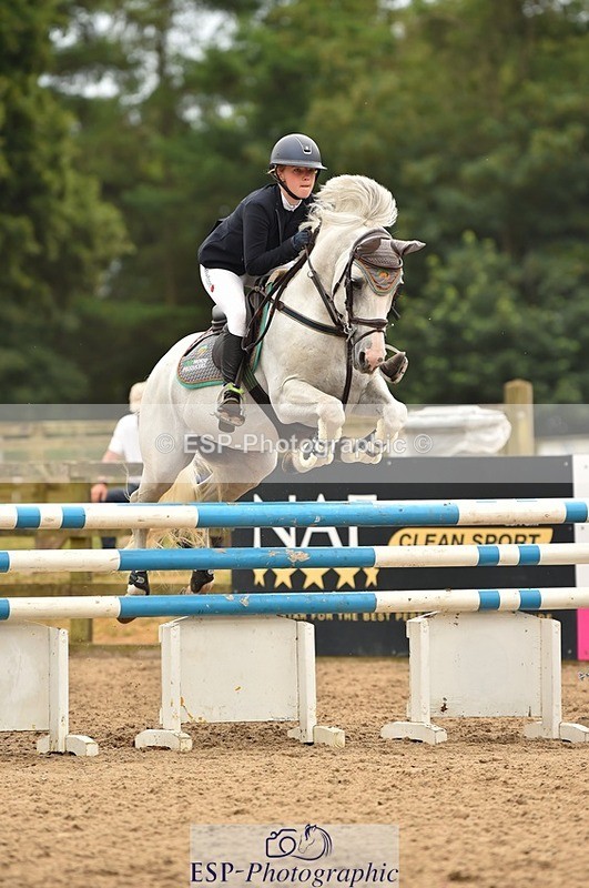 230618-140958-12860 - Cls 25 Pony Foxhunter & 1.10m Open