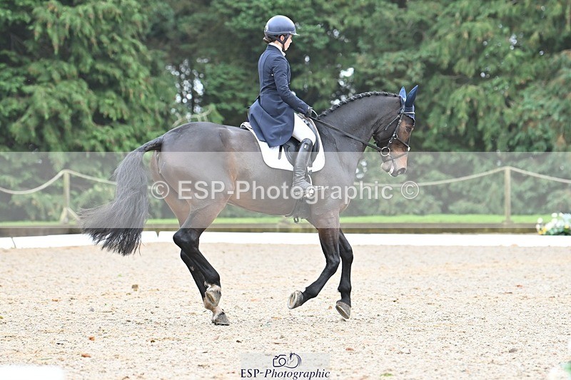 231019-112809-02149 - 108-BELGRAVE.IRENA-Lizzie.Scholefield-DR