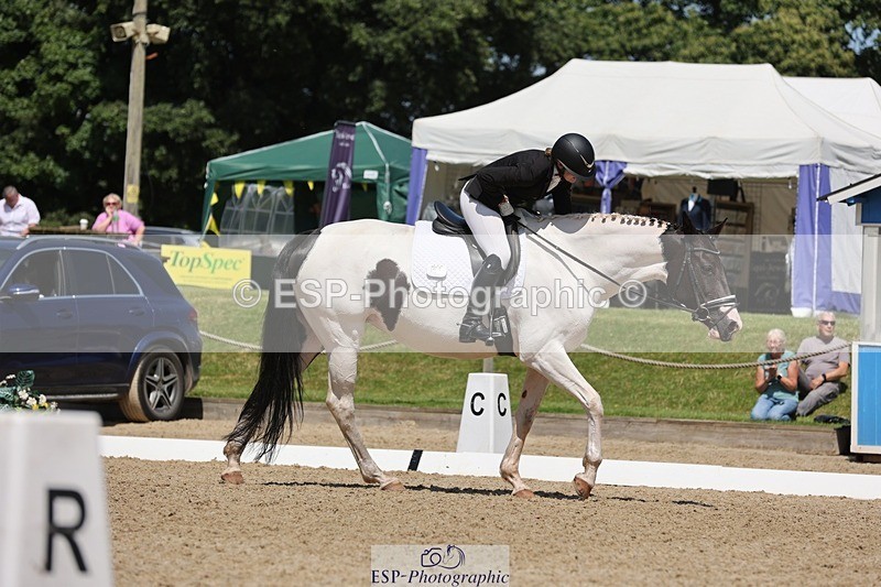 240719-121456-01634 - 123-Michelle_Wallis-Alvescot_Winning_Mood