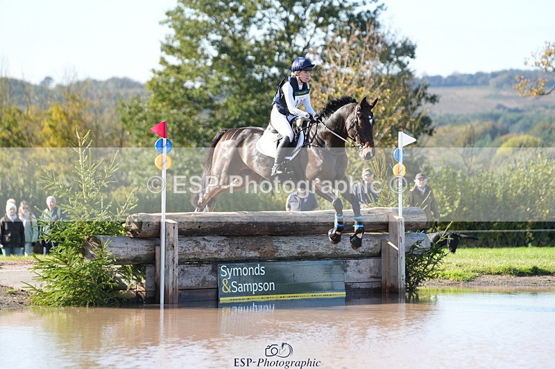 251024A-122501-08764 - B-130-Florence.Drewitt