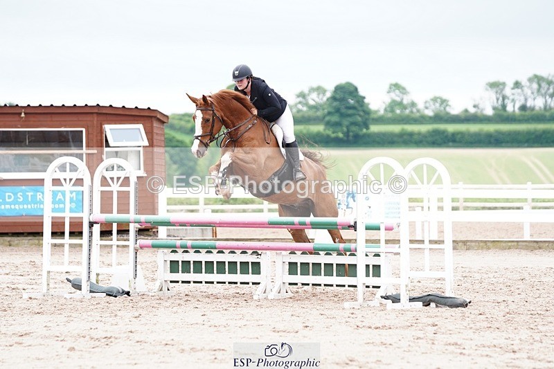 250524-114212-06417 - Cls 21 A&B Snr Disco & 1.00m Open