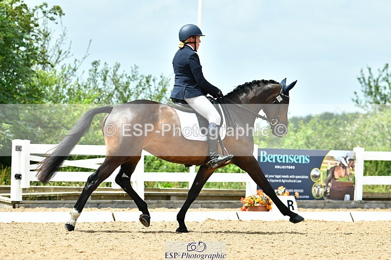 230702A-142450-10662 - Cls 32 Medium 73