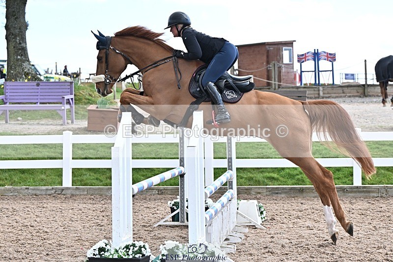 250328-101725-01221 - Cls 8 British Novice and 90cm