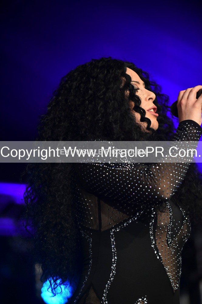 SH4_5950 - The Cher Experience