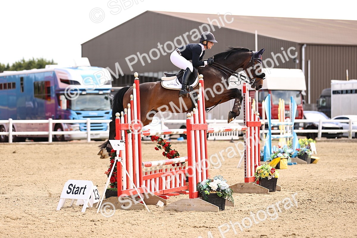 SBM_010579 - Class 9 - Senior Foxhunter - 1.20m Open