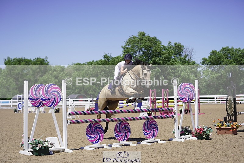 230624A-141052-01789 - Cls 25 Pony Newcomers & 1m Open
