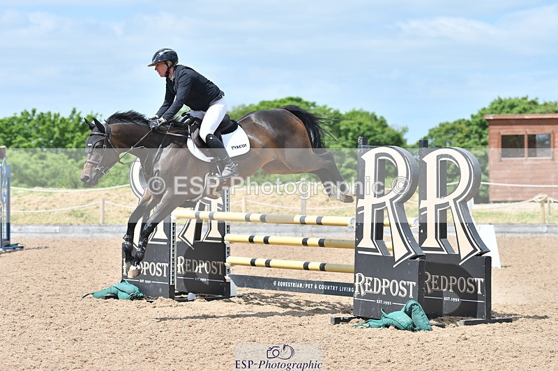 240609A-113556-04632 - Cls 17 Snr 1.05m Open