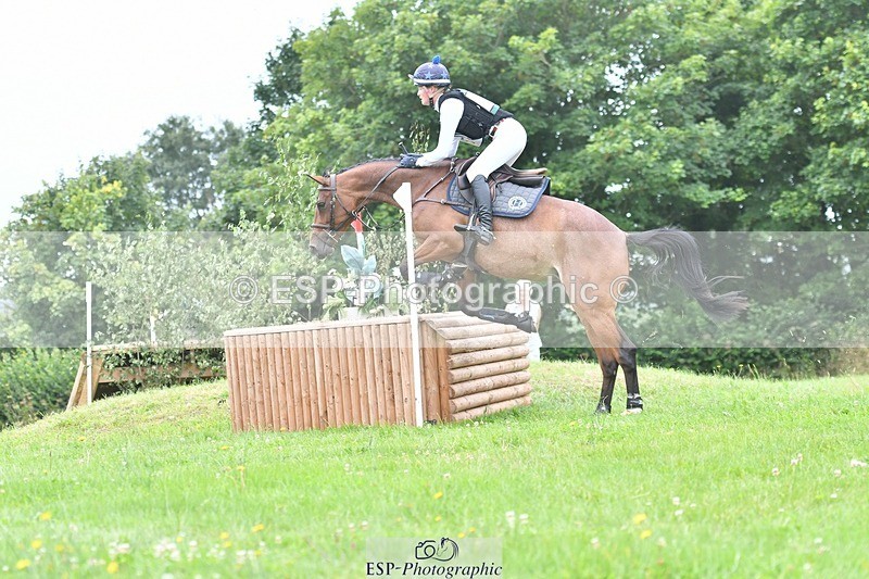 240803-111021-01548 - 135-Valentine_Emsens-CHELLY_BABY_Z