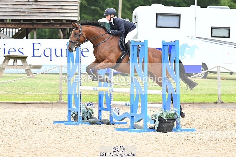 240704-092328-00302 - Cls 6 British Novice and 90cm Open