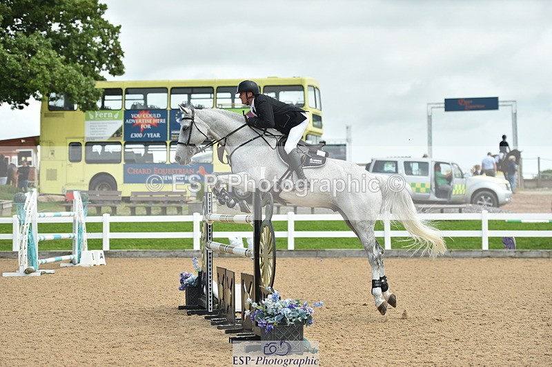 230723A-133830-12103 - Cls 24, 1 Star Gold 1.30m