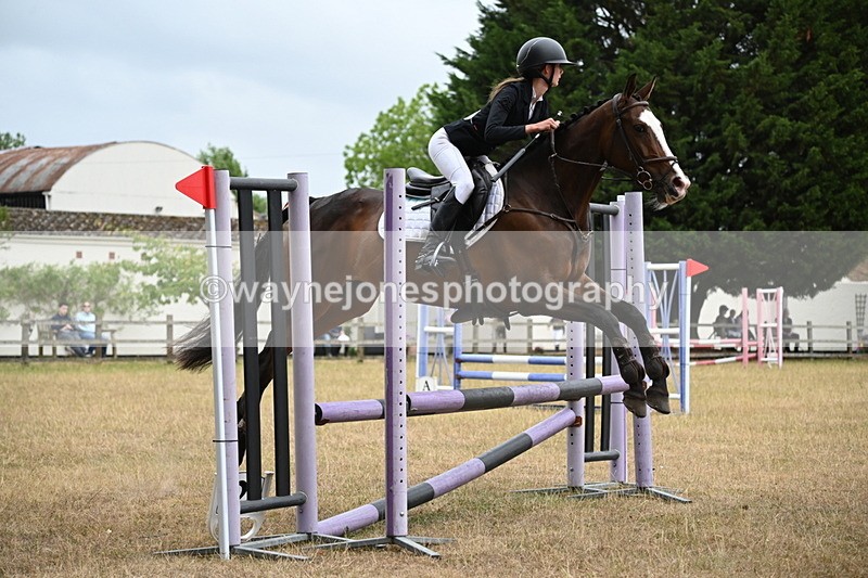 WJ6_0569 - Class 14 Intermediate Jumping 75cm