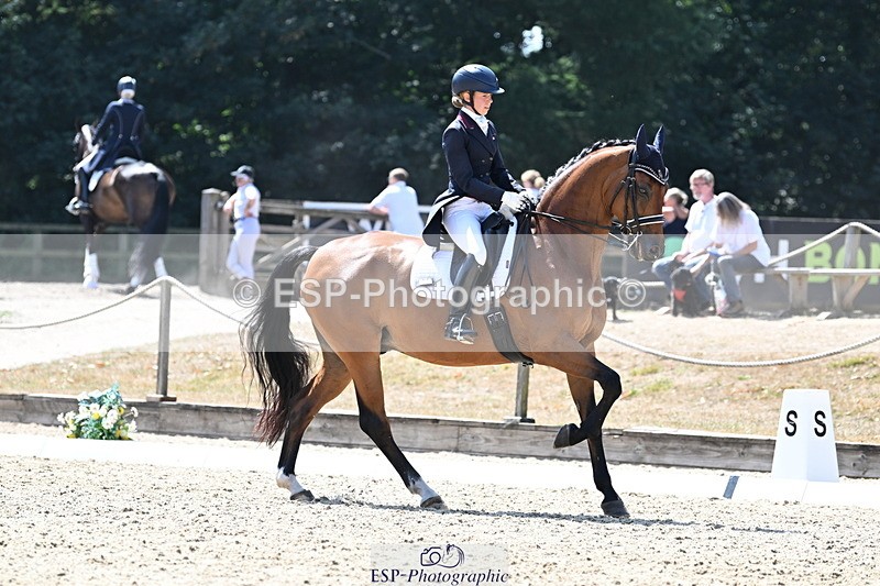 250810A-135013-07128 - 111-Elizabeth.AllenHeraldik