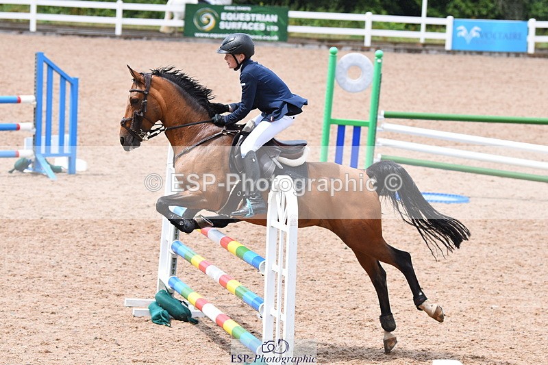 230715A-131132-01167 - Cls 4 Newcomers & 1m Open