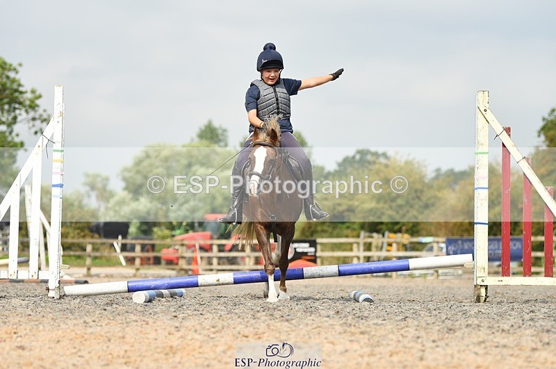 230817-111458-01895 - Kay's 2nd Group - Arena