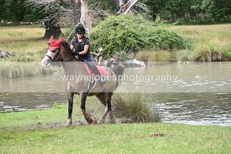 WJ7_2287 - Time at Water 11:14 to 11:36