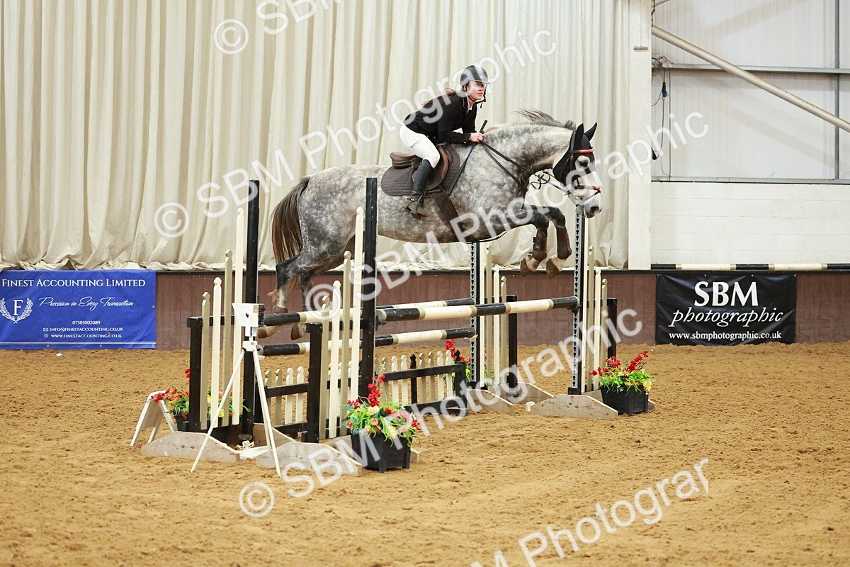 SBM_007327 - Class 19 - Senior Newcomers 1.10m