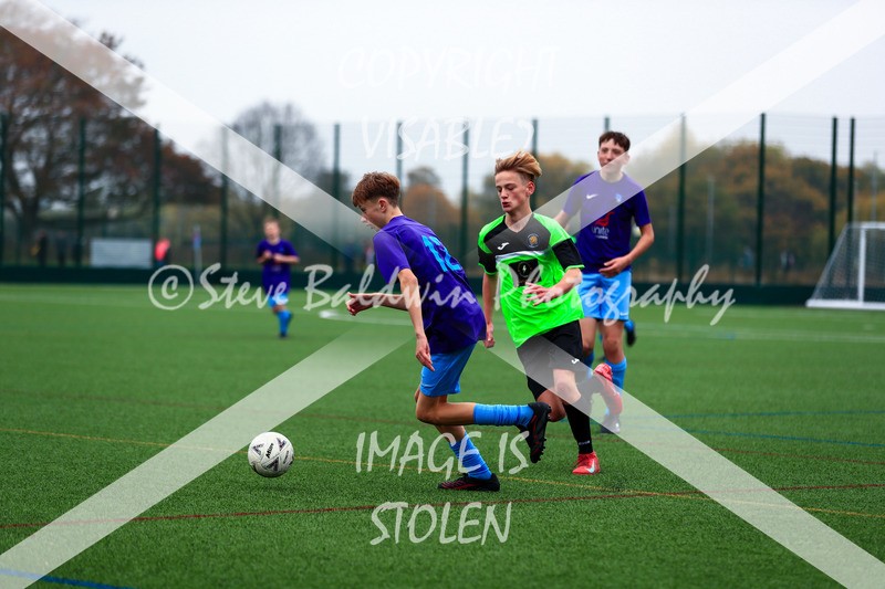 1DX20012 - 2025-10-12 FC Abbey Meads U14 Orange V Kingsdown Lions U14