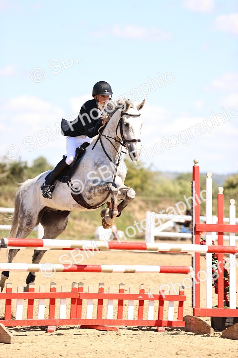 SBM_014969 - Class 15 - Senior Newcomers - 1.10m Open