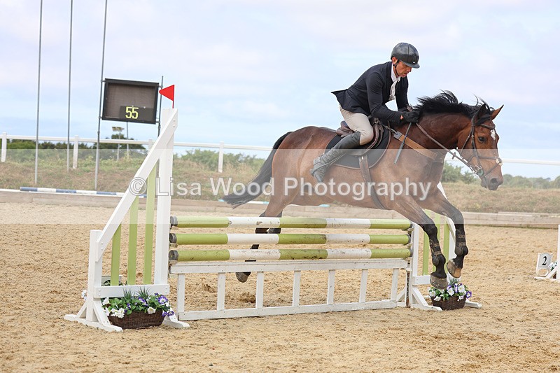 3E7A4970 - Class 4: Senior British Novice/90cm open