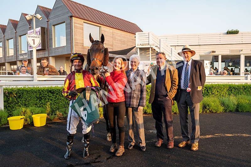 310524-Race 4-Albegone-2229 - Race 4