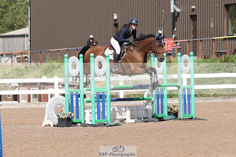 250913-142402-07356 - Cls 25 1.05m Amateur Quali