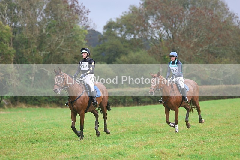 3E7A1606 - Class 3: 70cm Pairs: Half Roll Top