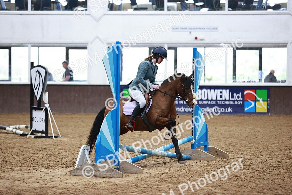 SBM_000150 - Class 1 - Cross Pole Jumping 30cm 40cm