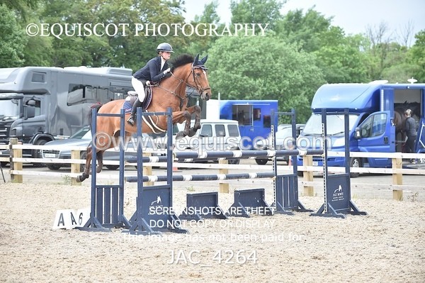 JAC_4264 - CLASS 6 Senior Foxhunter/ 1.20m Open