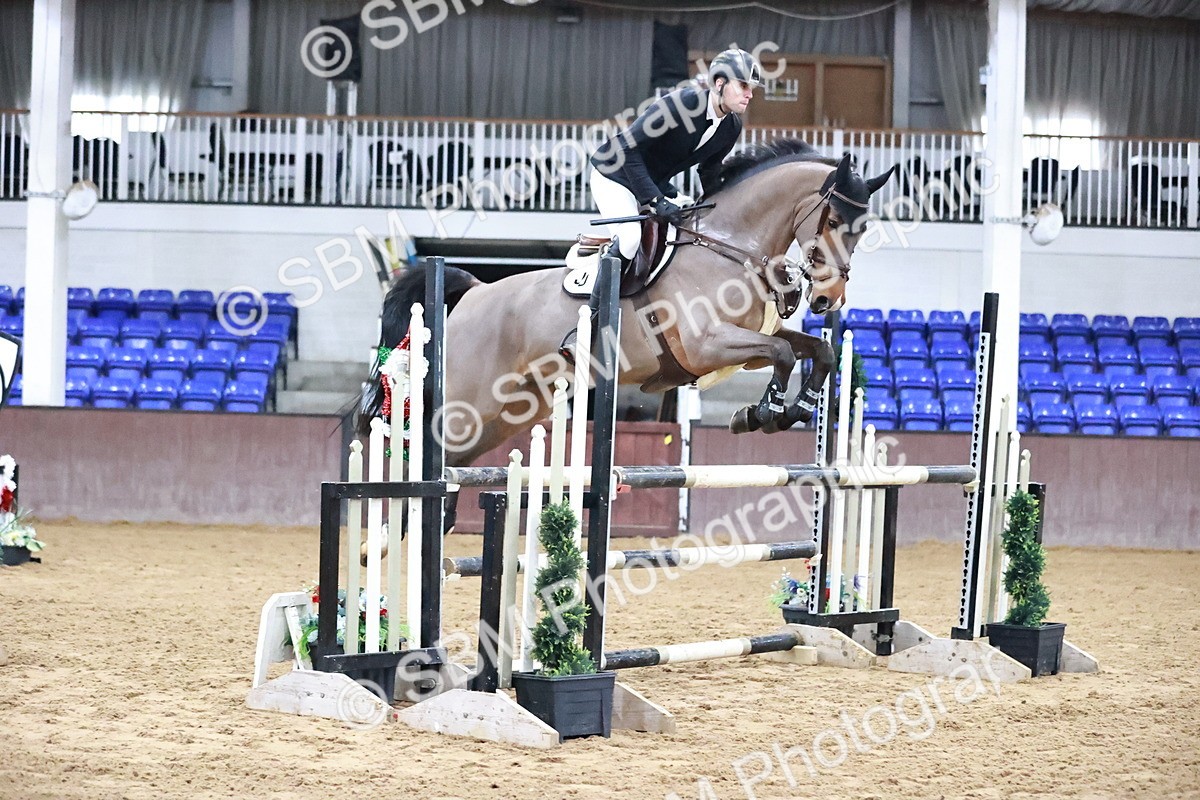 SBM_002373 - Class 10 - Senior newcomers 1.10m