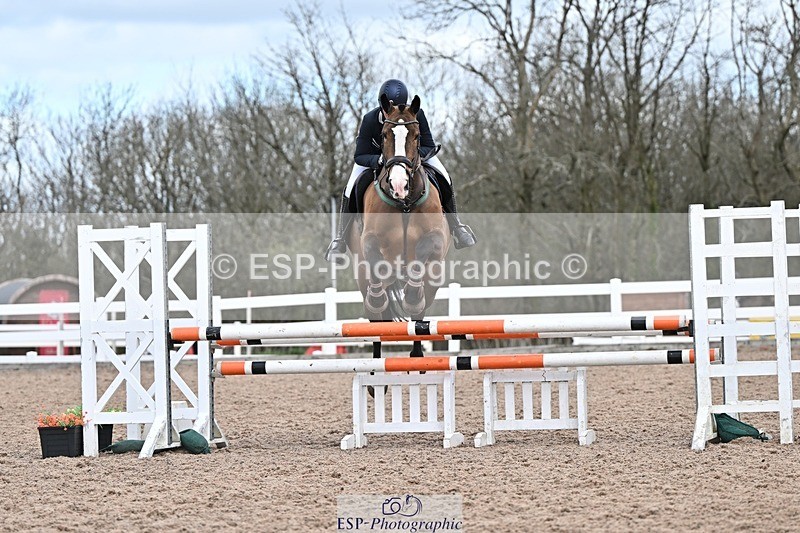 250328-102636-01257 - Cls 8 British Novice and 90cm