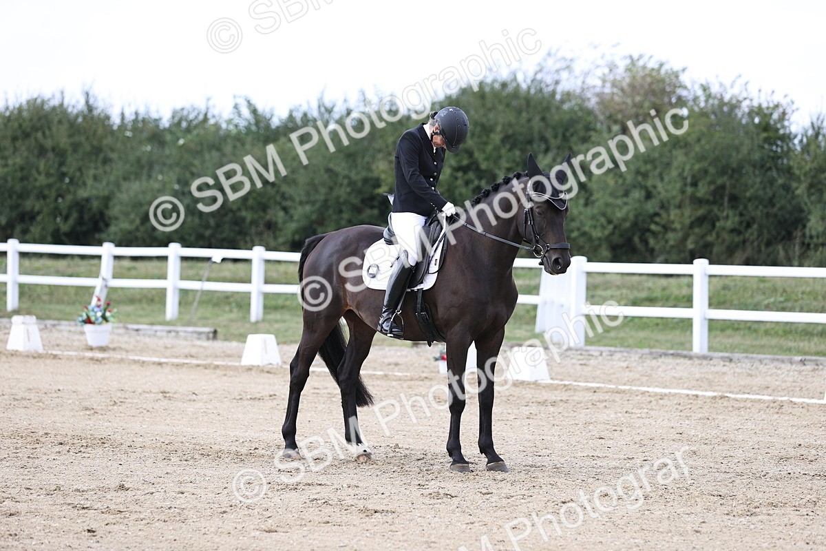 SBM_017961 - Class 14 - Novice 23 - 15.16-16.19