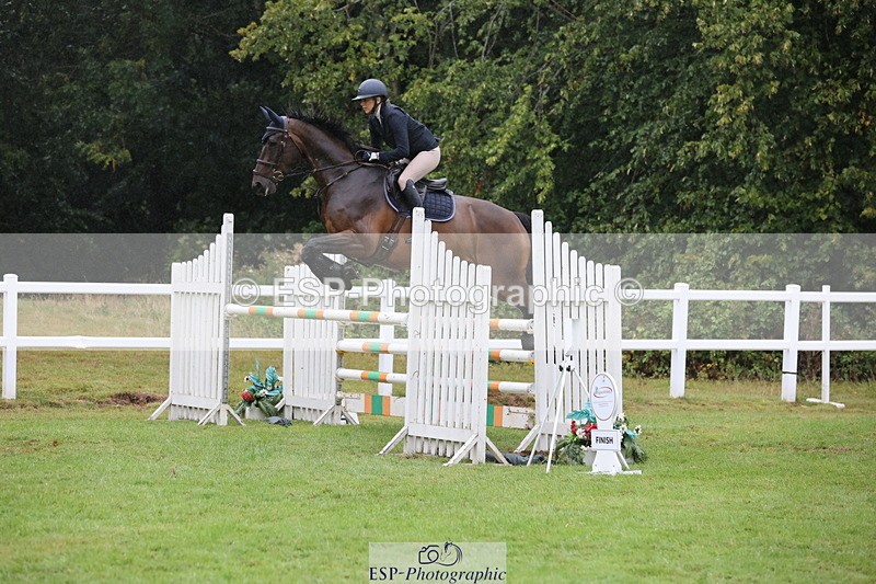 250830A-134528-06781 - Cls 16 Snr Newcomers and 1.10m Open