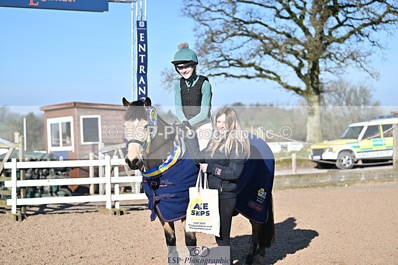 250301-100631-00177 - 70cm