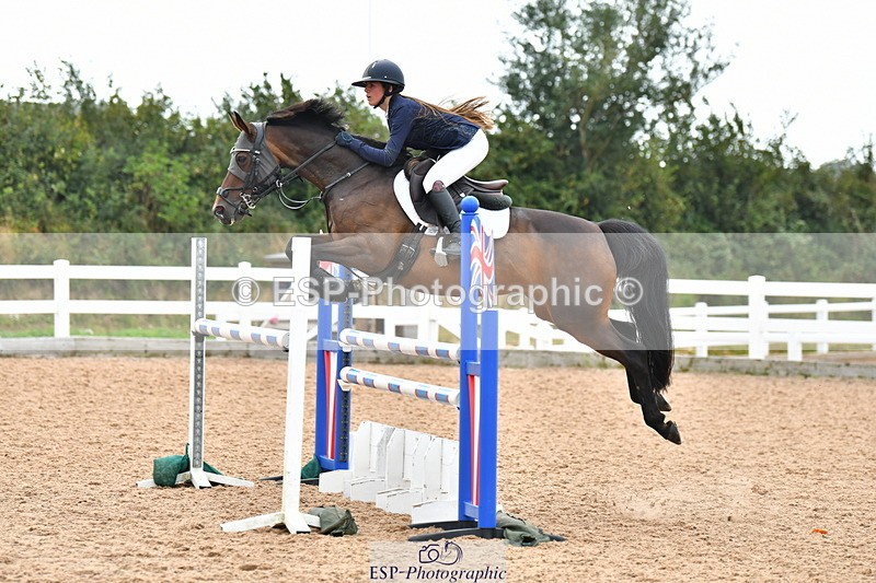 230819A-123128-00534 - Cls 26+28 Pony Foxhunter & 1.15m