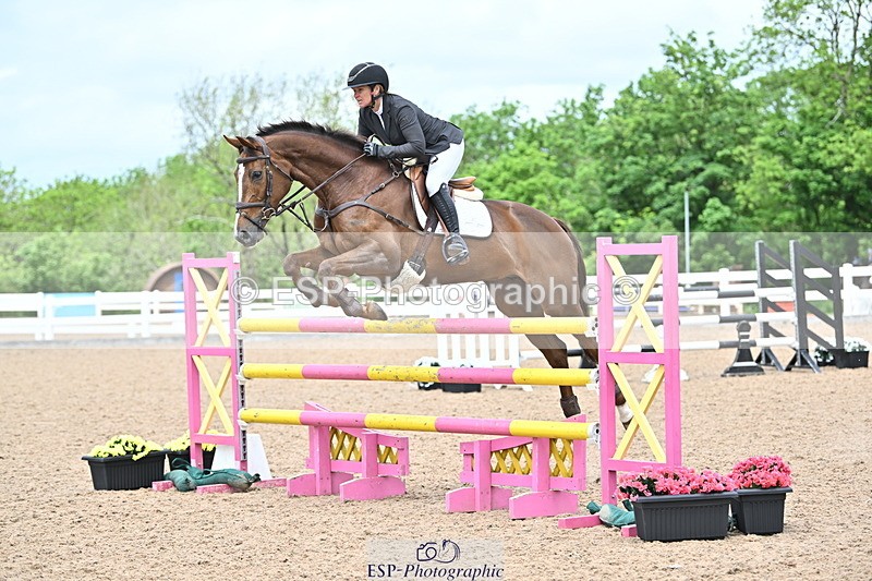 240523A-125816-01854 - Cls 4 Snr 1.20m Open