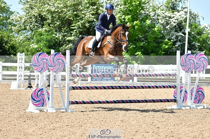 230524A-123203-00513 - Cls 4 Newcomers & 1.10m Open