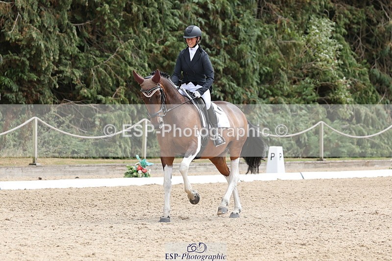 250809A-141846-03954 - 122-Lorraine.MorrisLissyegan.coloured.lady