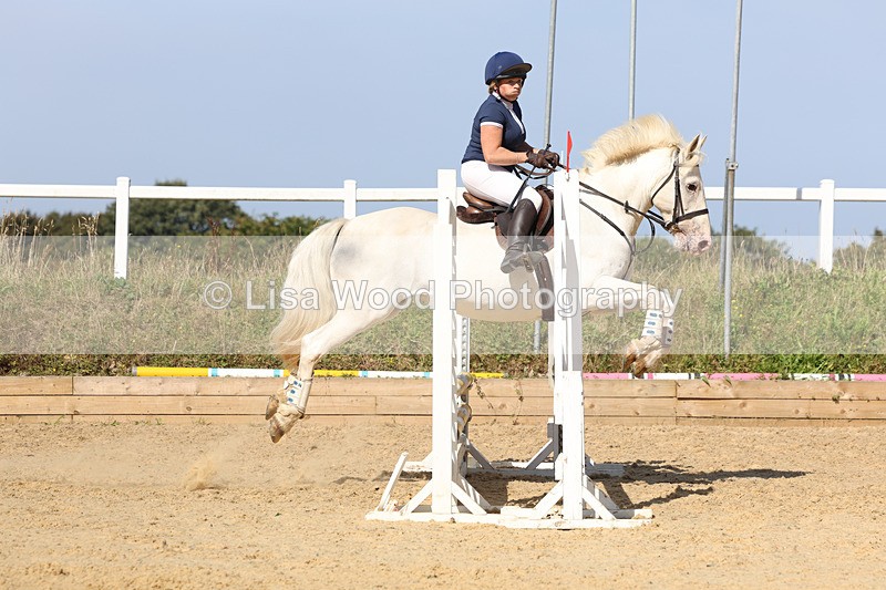 3E7A1141 - Class 7: 70cm Senior