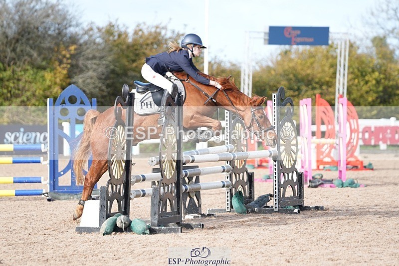 251025-125004-00401 - Cls 9 Pony Winter Discovery and 90cm