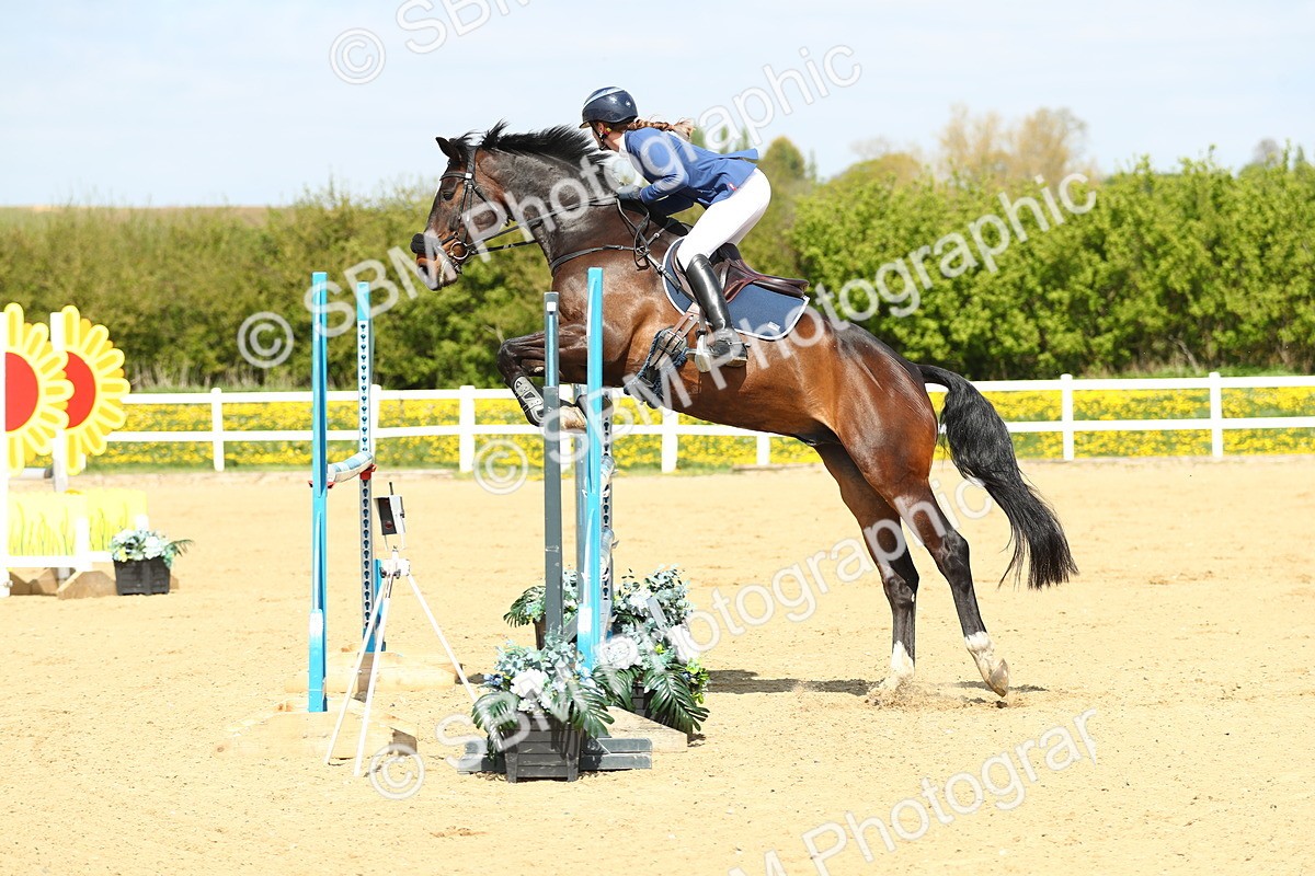SBM_001336 - Class 5 - Senior Foxhunter 1.20m
